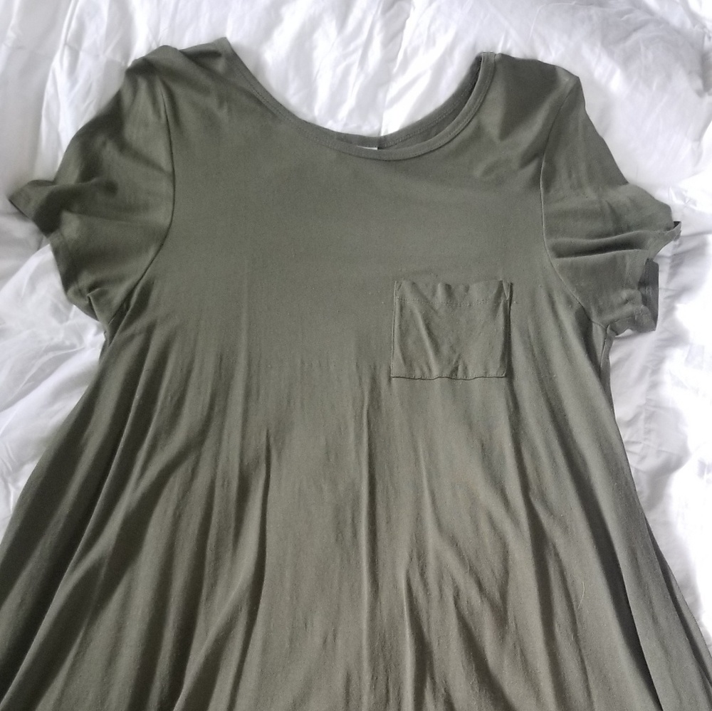 Lularoe olive carly t shirt dress